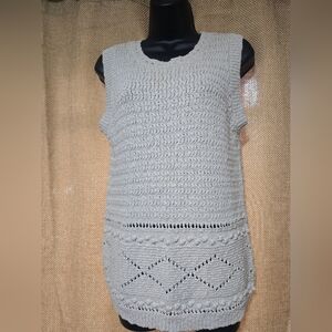 Elegant Gray Sleeveless Knit Blouse